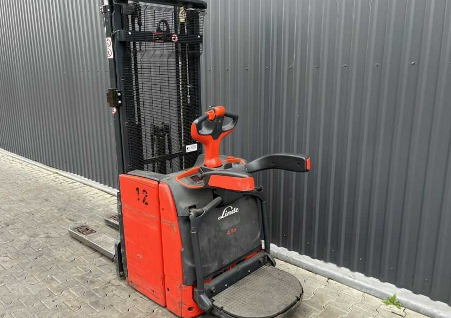 Linde L16AP - Gerbeur: photos 3 Linde L16AP - Gerbeur: photos 3