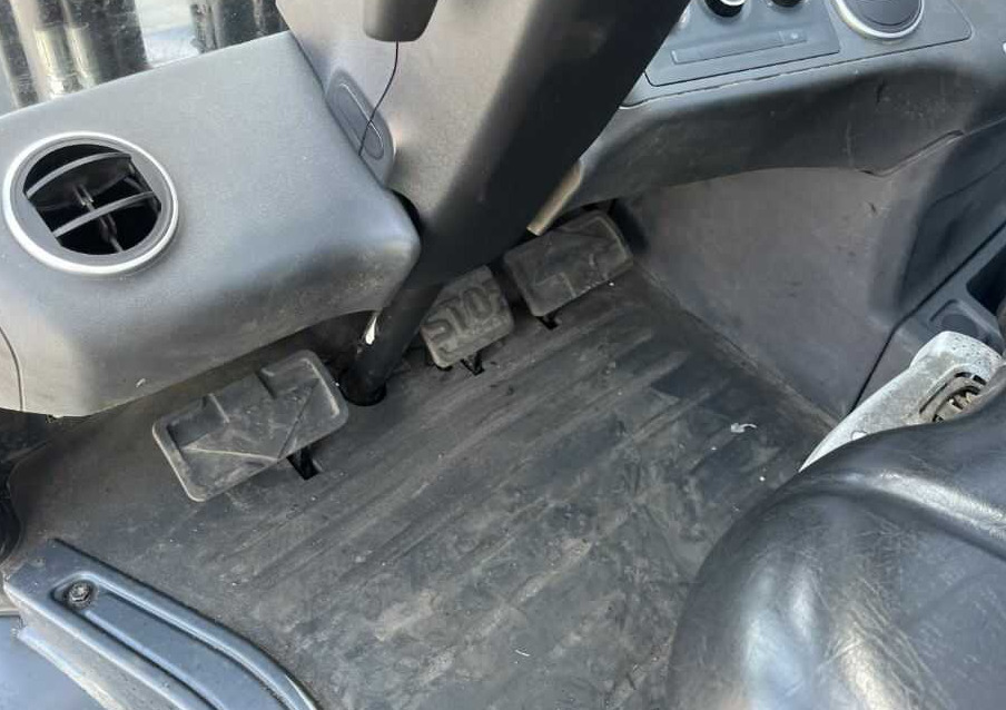 Chariot élévateur à gaz Linde SL15179SP: photos 9 Chariot élévateur à gaz Linde SL15179SP: photos 9