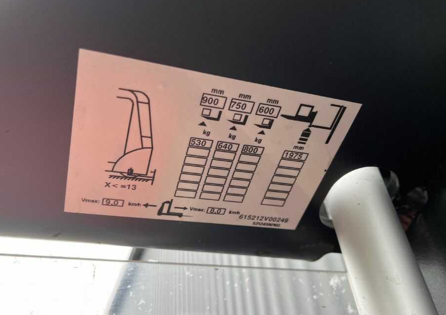 Linde V10-02 - Préparateur de commandes: photos 5 Linde V10-02 - Préparateur de commandes: photos 5