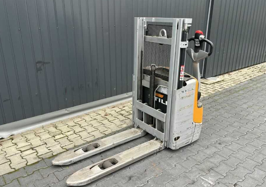 Still EXV12 - Gerbeur: photos 1 Still EXV12 - Gerbeur: photos 1