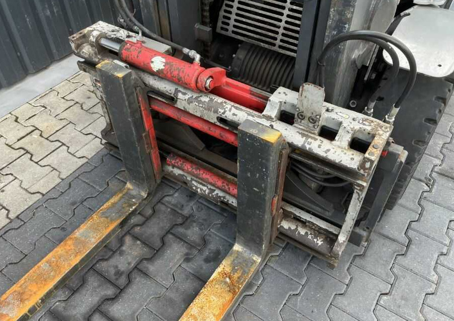 Chariot élévateur à gaz Still RX70-40T: photos 10