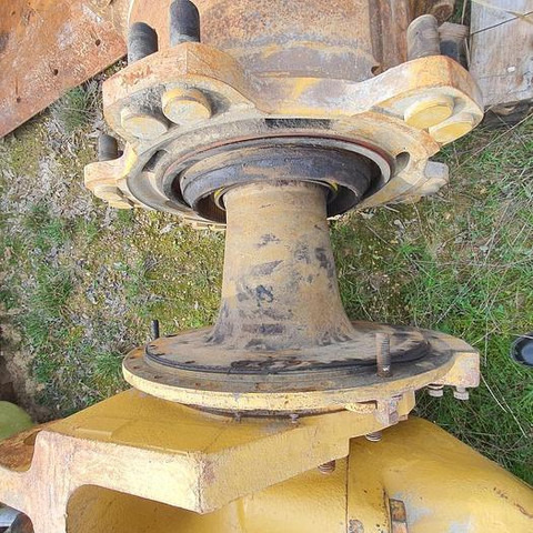 Tombereau Caterpillar 769D -: photos 14