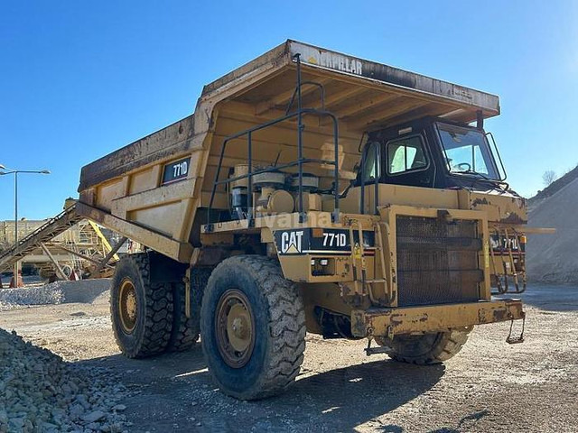 Caterpillar 771D - Tombereau: photos 1 Caterpillar 771D - Tombereau: photos 1
