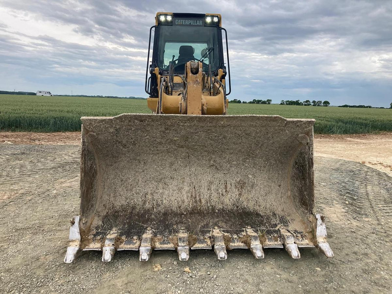 Caterpillar 963K - Chargeuse sur chenilles: photos 2 Caterpillar 963K - Chargeuse sur chenilles: photos 2