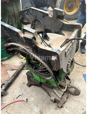 TILT ROTATOR TR150 - Engins de chantier: photos 3 TILT ROTATOR TR150 - Engins de chantier: photos 3