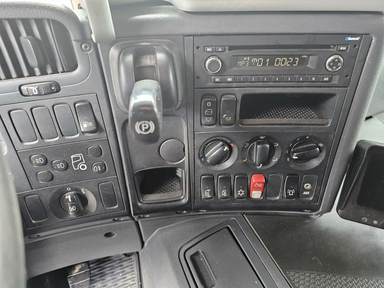 Camion citerne Scania P 360 * OBER/-UNTER * 3 KAMMER * BENZIN *: photos 14