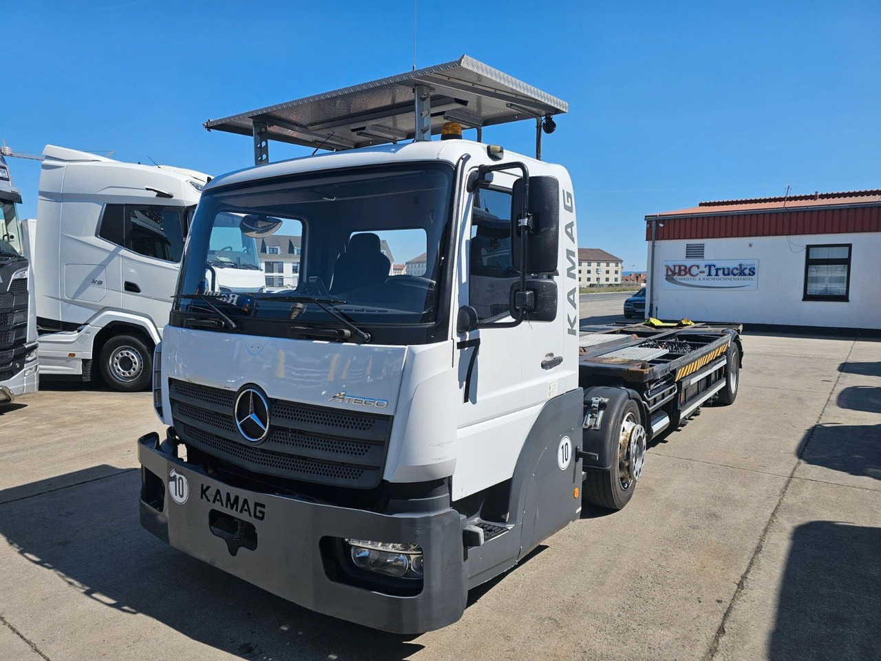 Mercedes-Benz KAMAG * WBH25 * UMSETZER * KLIMA * STANDHEIZ. * - Tracteur routier: photos 1 Mercedes-Benz KAMAG * WBH25 * UMSETZER * KLIMA * STANDHEIZ. * - Tracteur routier: photos 1