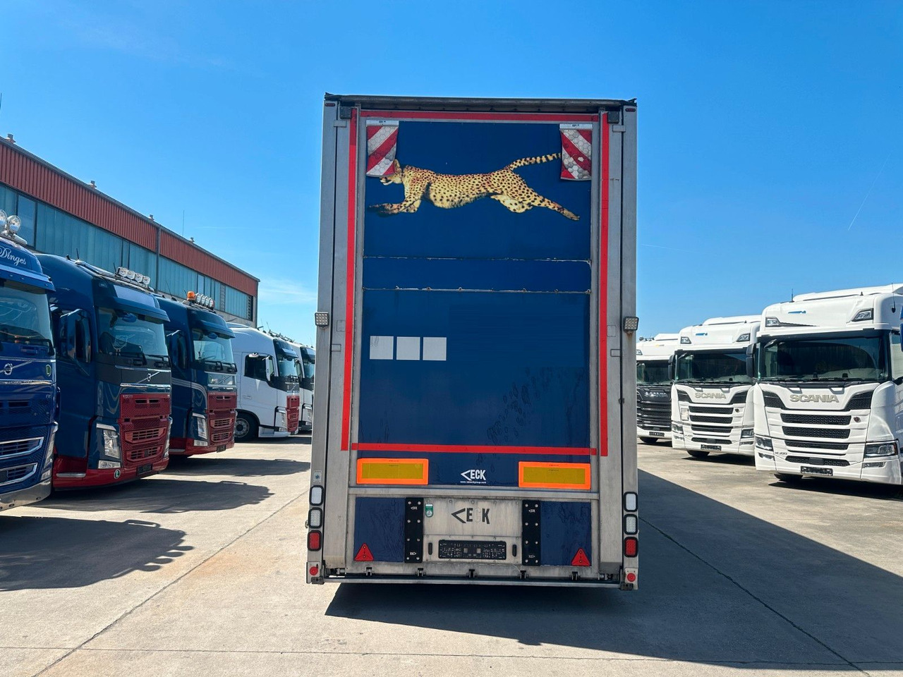 VAN ECK * DOUBLE-DECK * RENNSPORT * RACING * - Semi-remorque fourgon: photos 5 VAN ECK * DOUBLE-DECK * RENNSPORT * RACING * - Semi-remorque fourgon: photos 5