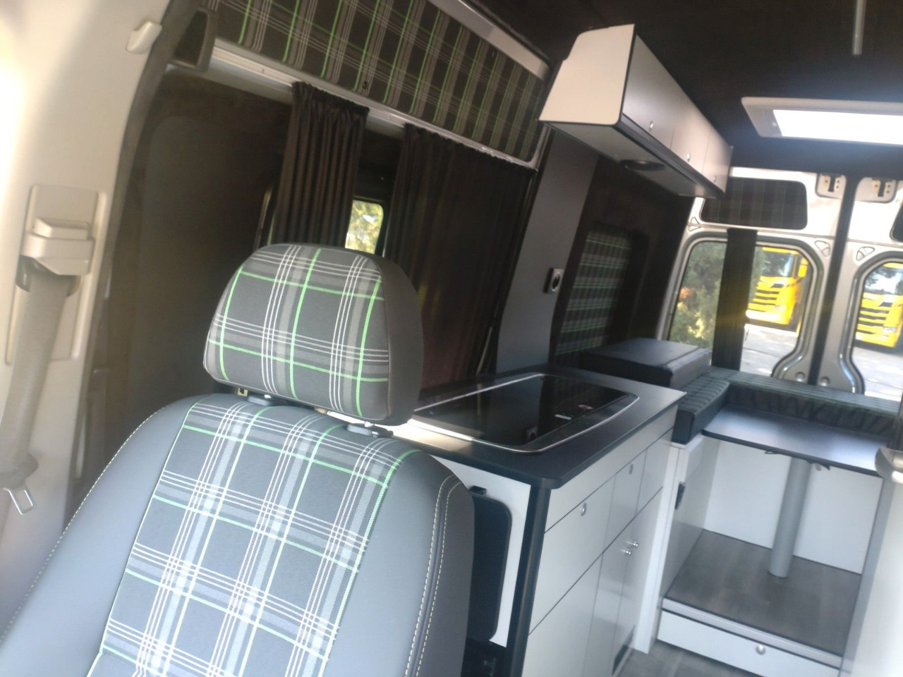 Mercedes-Benz Sprinter 3,5t  Solar / Dusche / WC — crédit-bail Mercedes-Benz Sprinter 3,5t  Solar / Dusche / WC: photos 11 Mercedes-Benz Sprinter 3,5t  Solar / Dusche / WC — crédit-bail Mercedes-Benz Sprinter 3,5t  Solar / Dusche / WC: photos 11