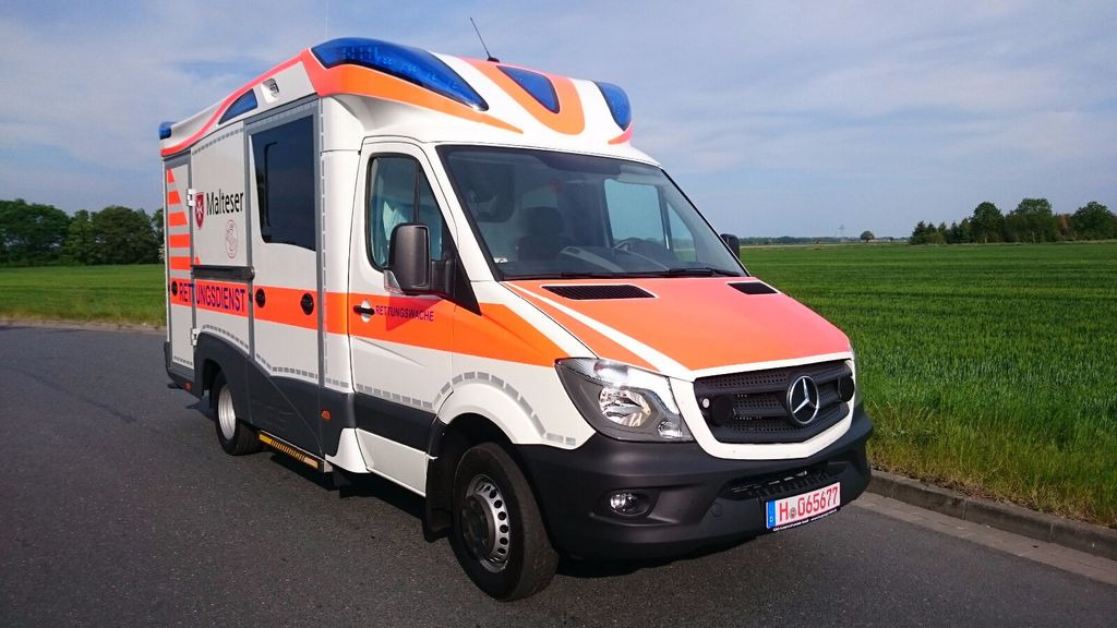 Mercedes-Benz Tigis Mod 2016 wie neu Mercedes-Benz Tigis Mod 2016 wie neu - Ambulance: photos 4 Mercedes-Benz Tigis Mod 2016 wie neu Mercedes-Benz Tigis Mod 2016 wie neu - Ambulance: photos 4