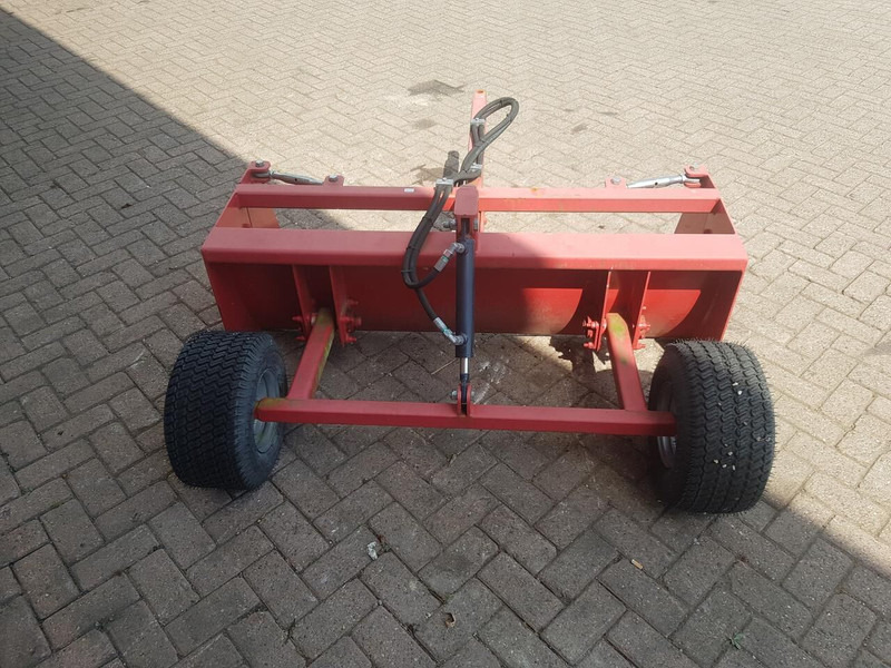 AGM mini Kilverbak - Outils du sol: photos 3 AGM mini Kilverbak - Outils du sol: photos 3