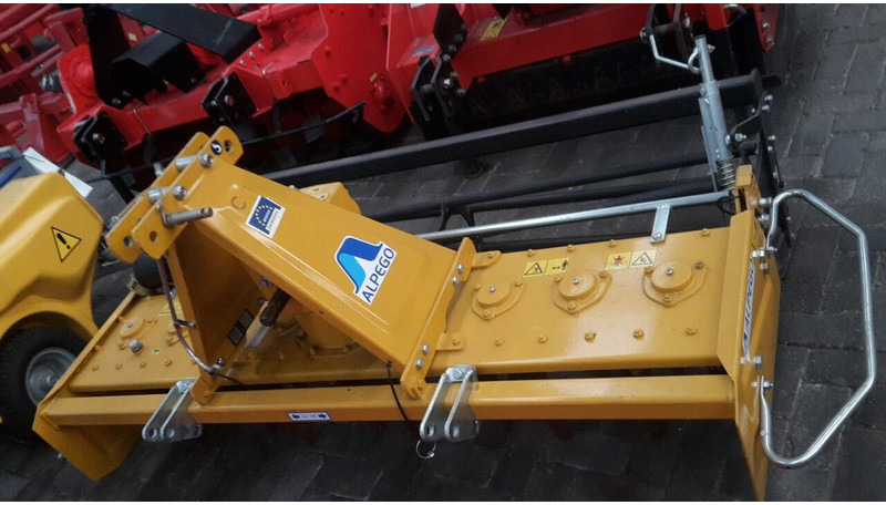 Alpego rotorkopeg - Herse rotative: photos 1 Alpego rotorkopeg - Herse rotative: photos 1