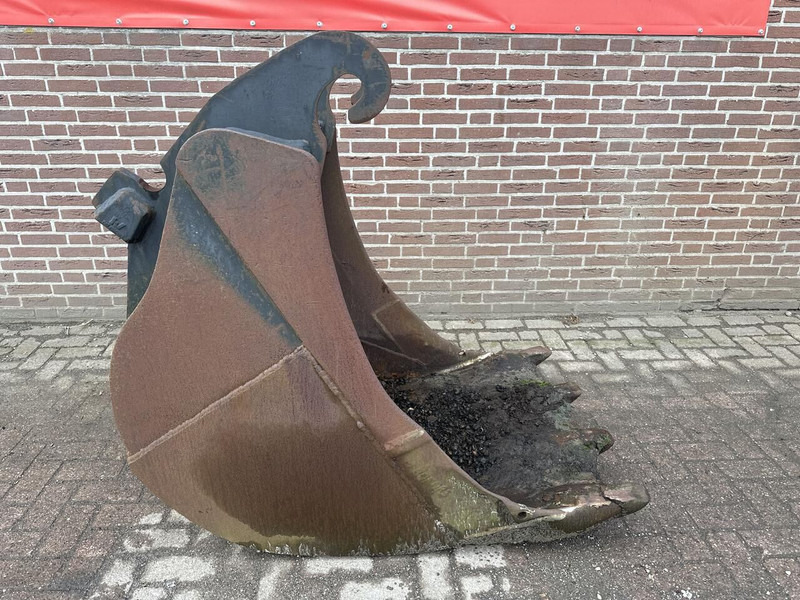 CW 40 - Godet pour Pelle: photos 2 CW 40 - Godet pour Pelle: photos 2