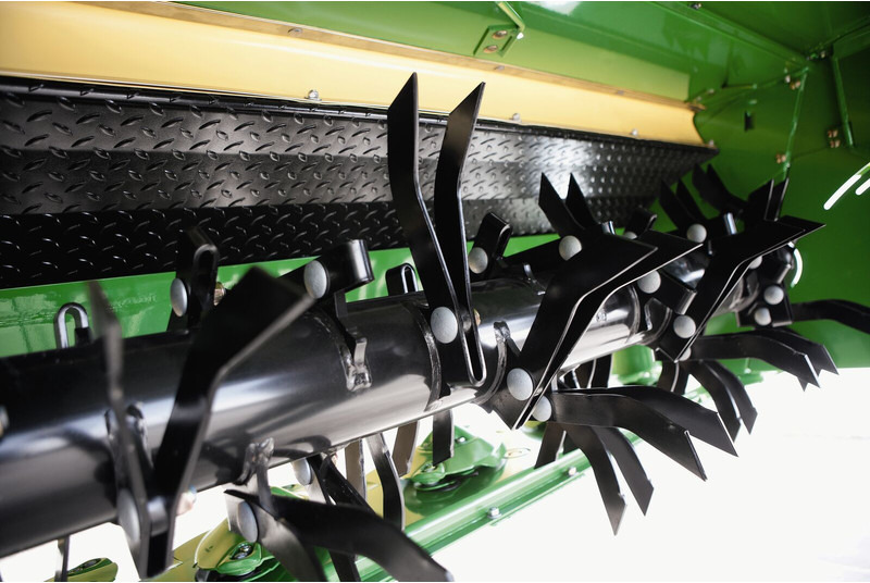 Krone Triple Maaiers - Faucheuse: photos 5 Krone Triple Maaiers - Faucheuse: photos 5