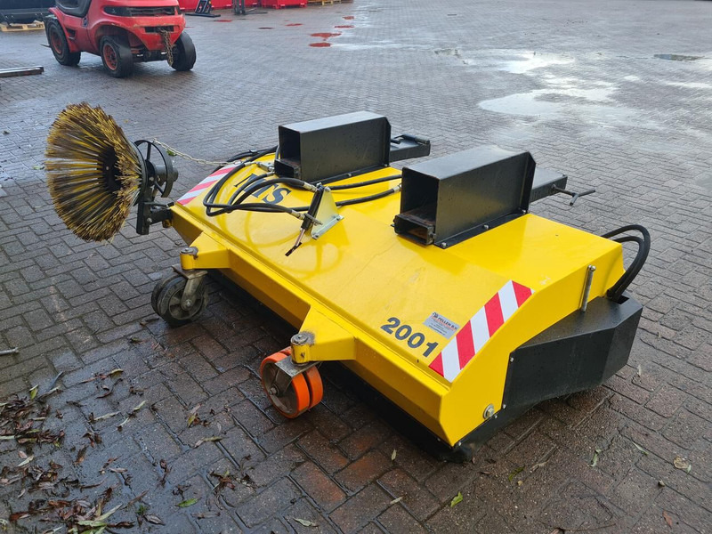 MTS bezem met lepel insteek - Brosse: photos 4 MTS bezem met lepel insteek - Brosse: photos 4