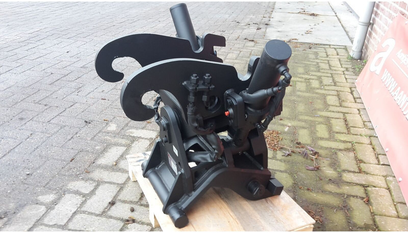 Pladdet kantelstuk cw10 - Tiltrotator pour Engins de chantier: photos 3 Pladdet kantelstuk cw10 - Tiltrotator pour Engins de chantier: photos 3