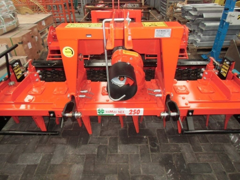 Rotorkopeg - Herse rotative: photos 4 Rotorkopeg - Herse rotative: photos 4