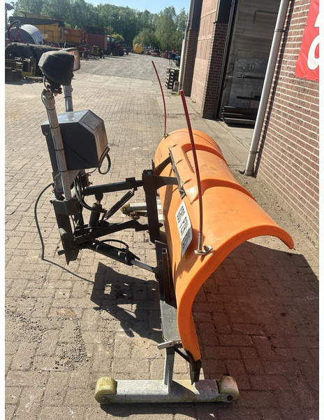 Sneeuwschuif - Gebruikt - Lame à neige: photos 4 Sneeuwschuif - Gebruikt - Lame à neige: photos 4