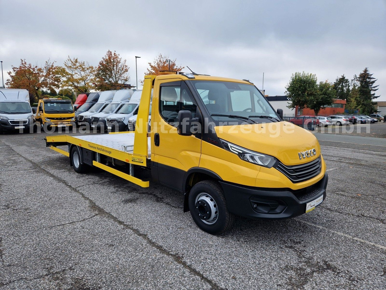 Iveco DAILY 70C18 Festplateau Alu Premium Navi ACC - Remorqueuse: photos 1 Iveco DAILY 70C18 Festplateau Alu Premium Navi ACC - Remorqueuse: photos 1