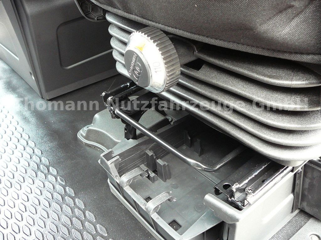 Remorqueuse, Véhicule utilitaire neuf Iveco Daily 35S18 Autotransporter Klimaaut. Premium: photos 15