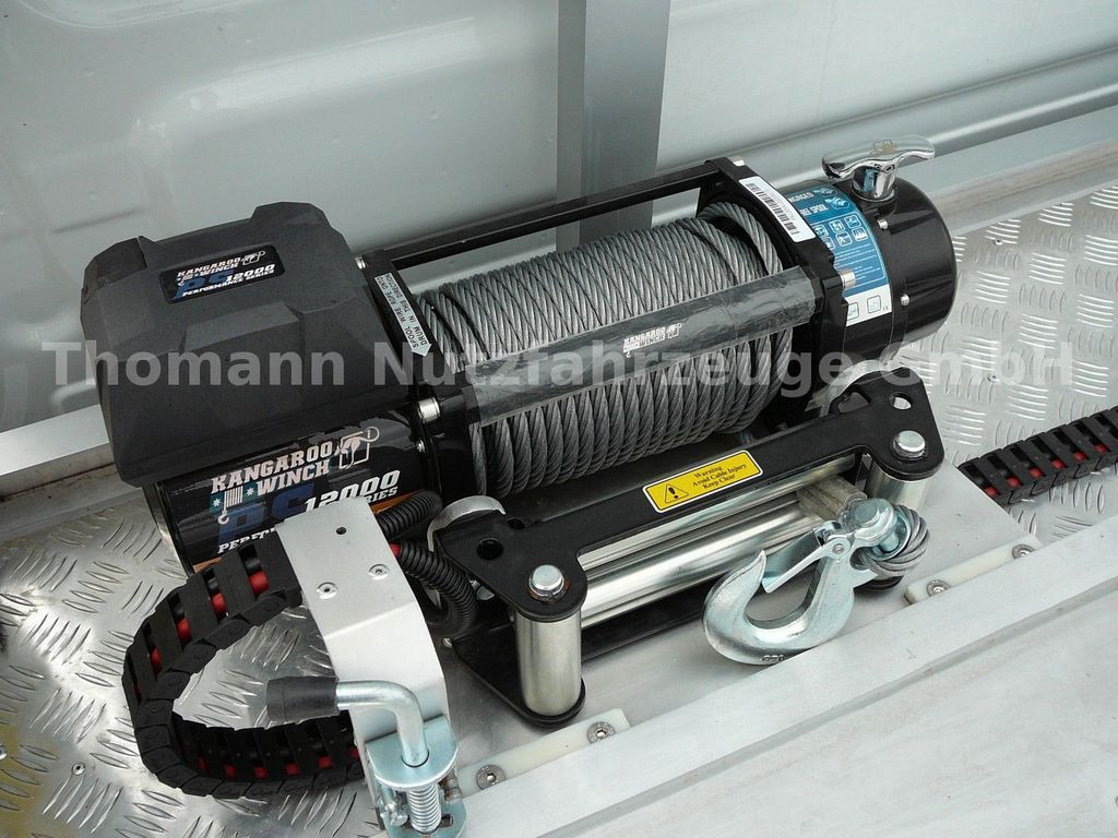 Remorqueuse, Véhicule utilitaire neuf Iveco Daily 35S18 Autotransporter Klimaaut. Premium: photos 8