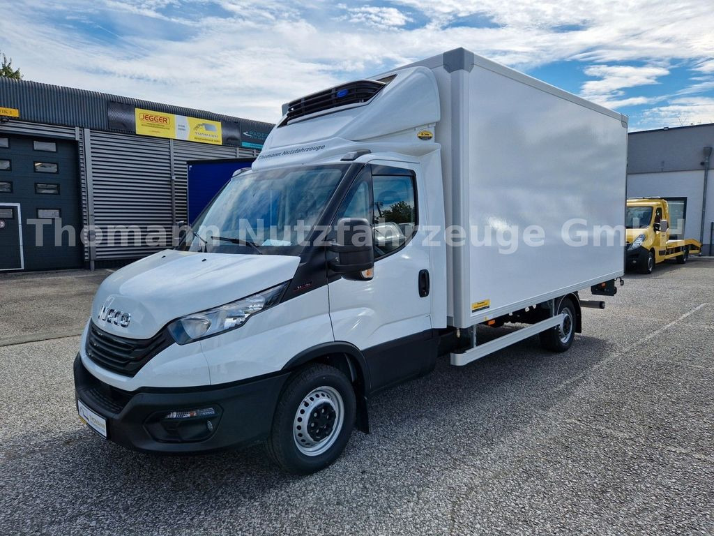 Iveco Daily 35S18 Kühlkoffer LBW BÄR Xarios 300 GH Iveco Daily 35S18 Kühlkoffer LBW BÄR Xarios 300 GH - Utilitaire frigorifique: photos 3 Iveco Daily 35S18 Kühlkoffer LBW BÄR Xarios 300 GH Iveco Daily 35S18 Kühlkoffer LBW BÄR Xarios 300 GH - Utilitaire frigorifique: photos 3