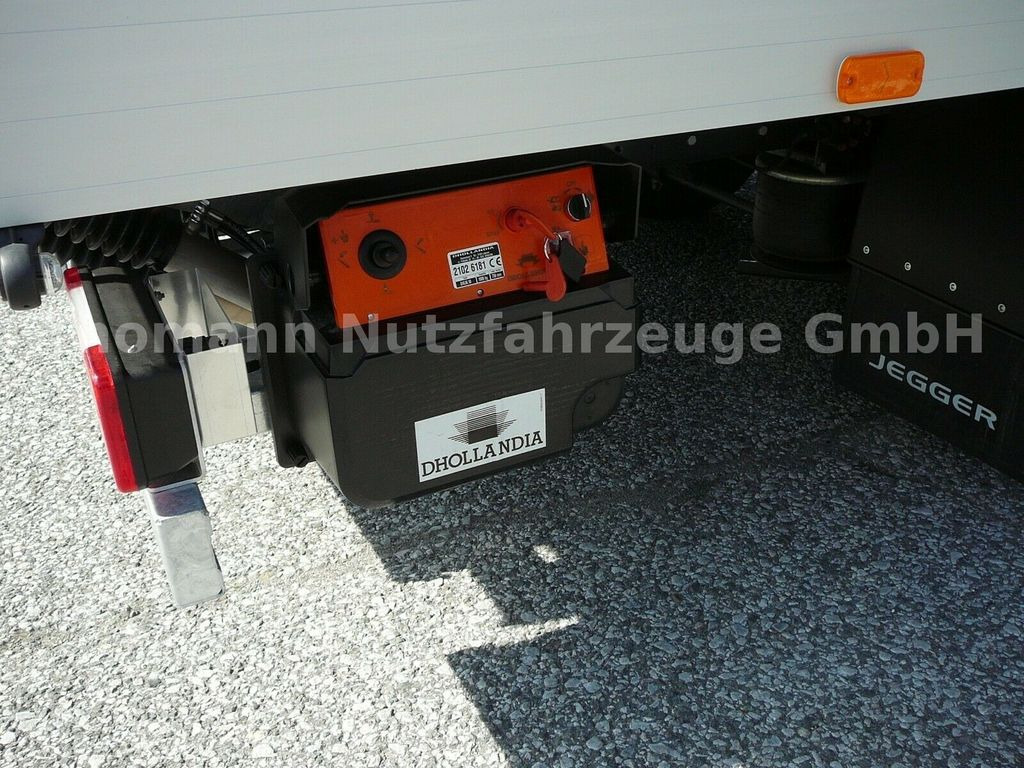 Fourgon grand volume neuf Iveco Daily 70C18H Koffer LBW Klimaaut.: photos 13