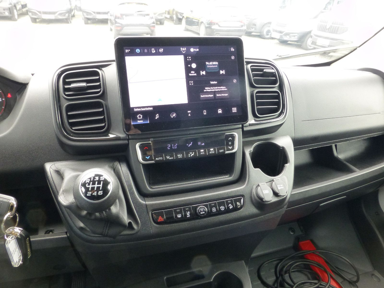Utilitaire frigorifique Peugeot Boxer Kühlkastenwagen Carrier Xarios 300 GH Navi: photos 16