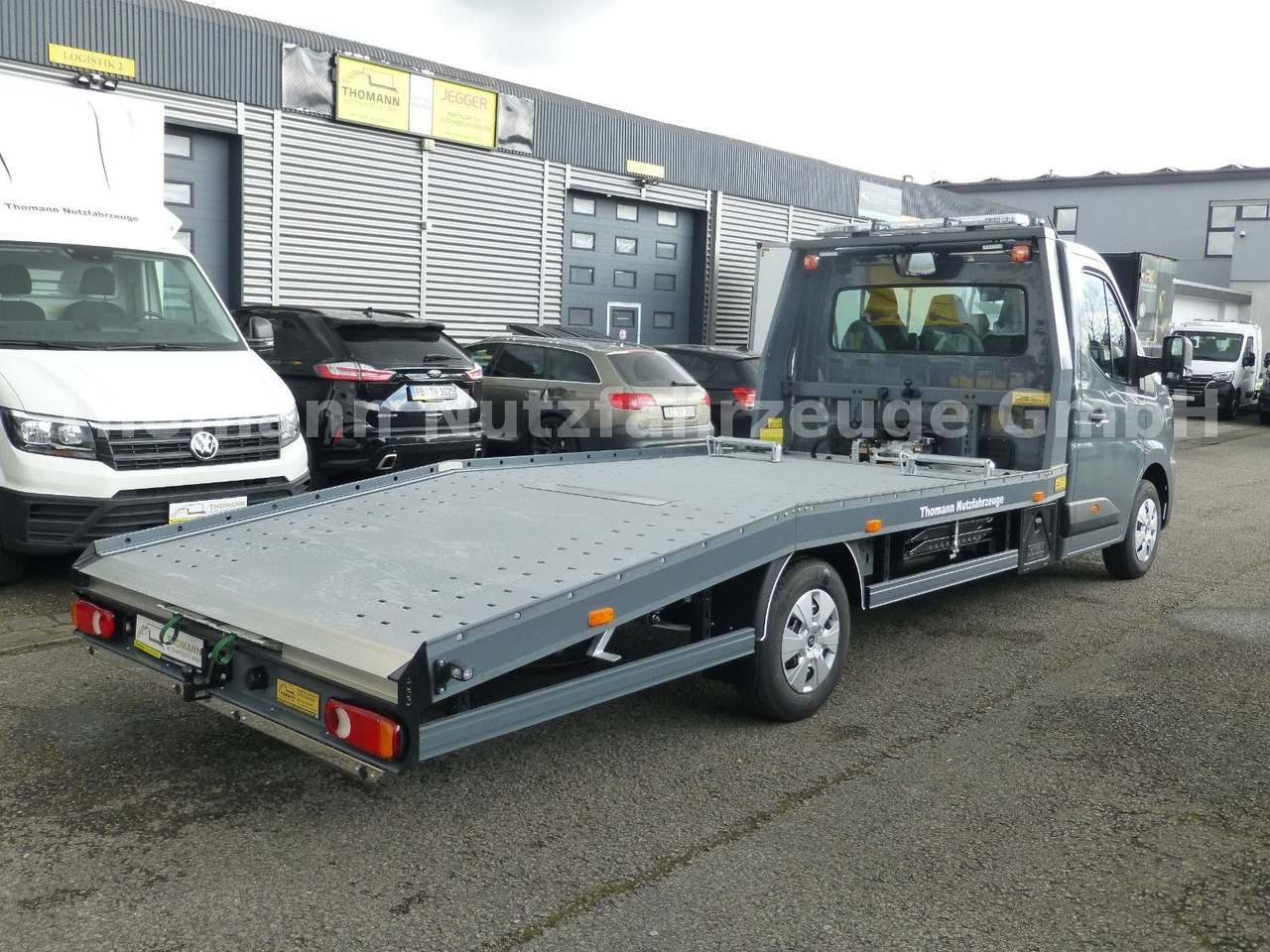 Renault NEW Master 2025 Autotransporter NAVI Luft Fed. - Remorqueuse: photos 4 Renault NEW Master 2025 Autotransporter NAVI Luft Fed. - Remorqueuse: photos 4