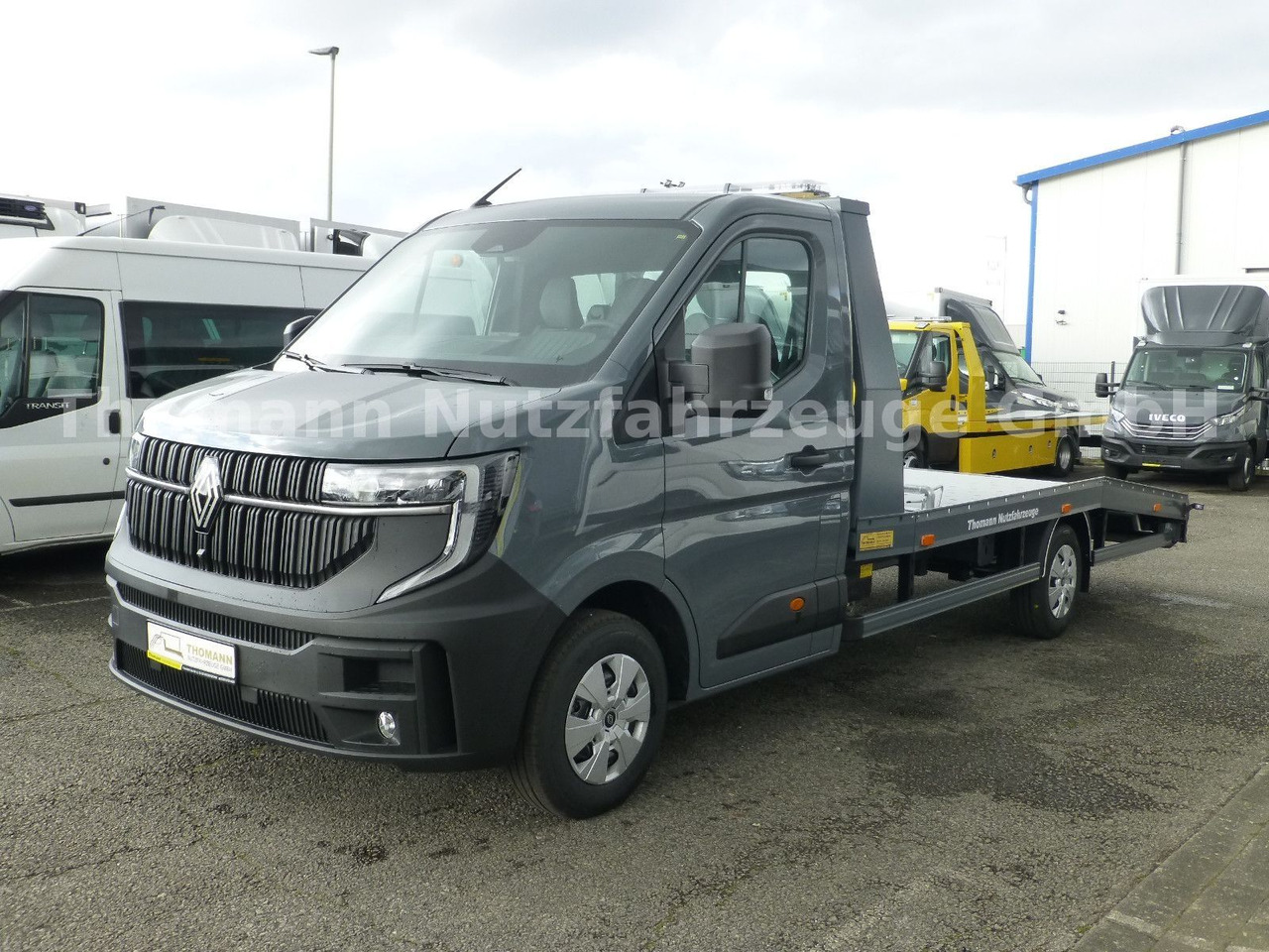Renault NEW Master 2025 Autotransporter NAVI Luft Fed. - Remorqueuse: photos 2 Renault NEW Master 2025 Autotransporter NAVI Luft Fed. - Remorqueuse: photos 2