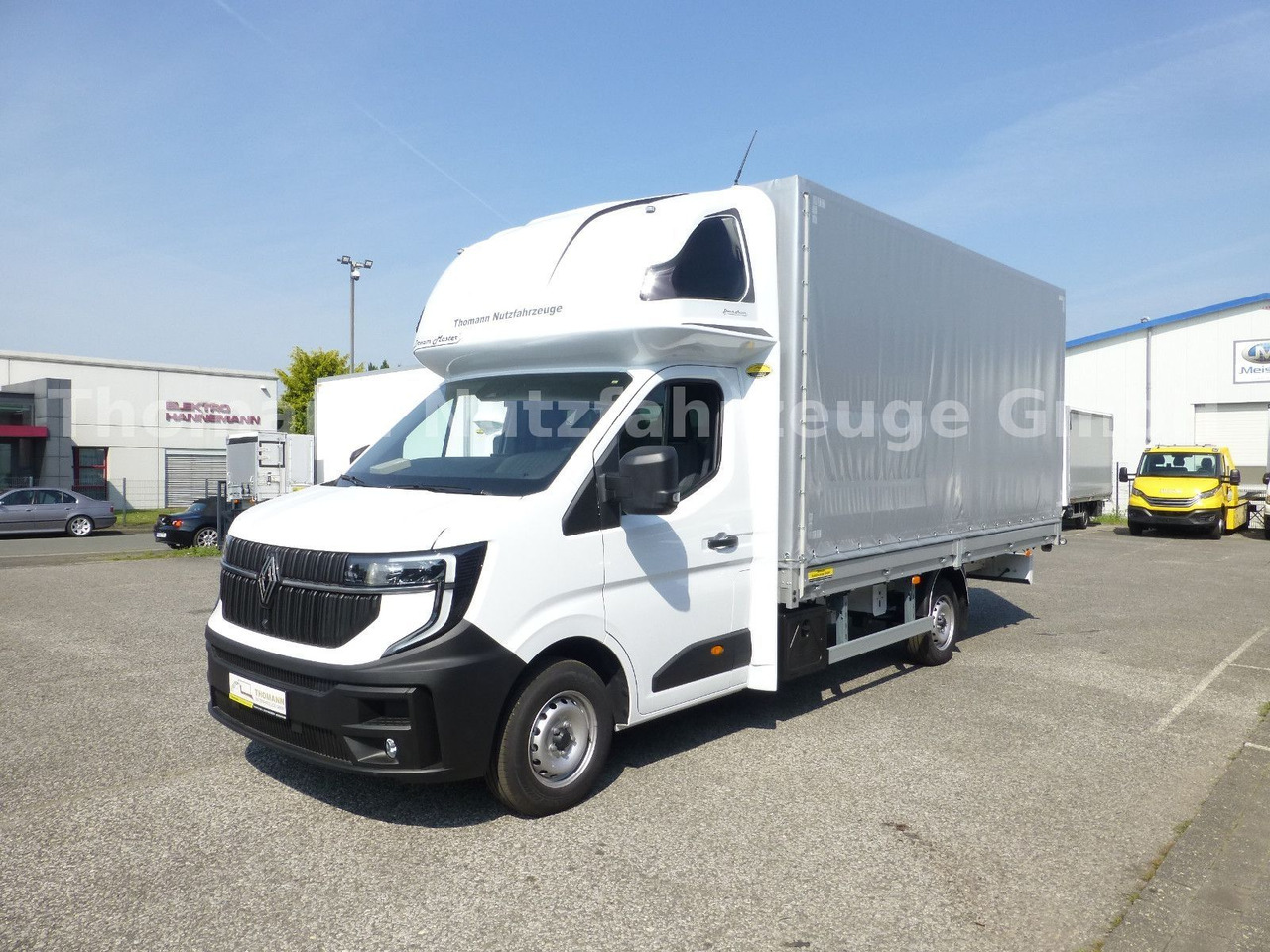 Renault NEW Master Pritsche Plane Schlafkabine - Utilitaire rideaux coulissants (PLSC): photos 1 Renault NEW Master Pritsche Plane Schlafkabine - Utilitaire rideaux coulissants (PLSC): photos 1