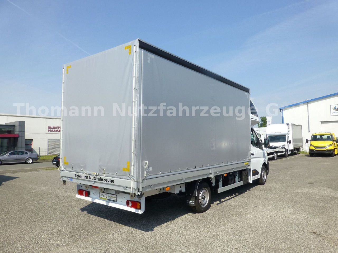 Renault NEW Master Pritsche Plane Schlafkabine - Utilitaire rideaux coulissants (PLSC): photos 5 Renault NEW Master Pritsche Plane Schlafkabine - Utilitaire rideaux coulissants (PLSC): photos 5