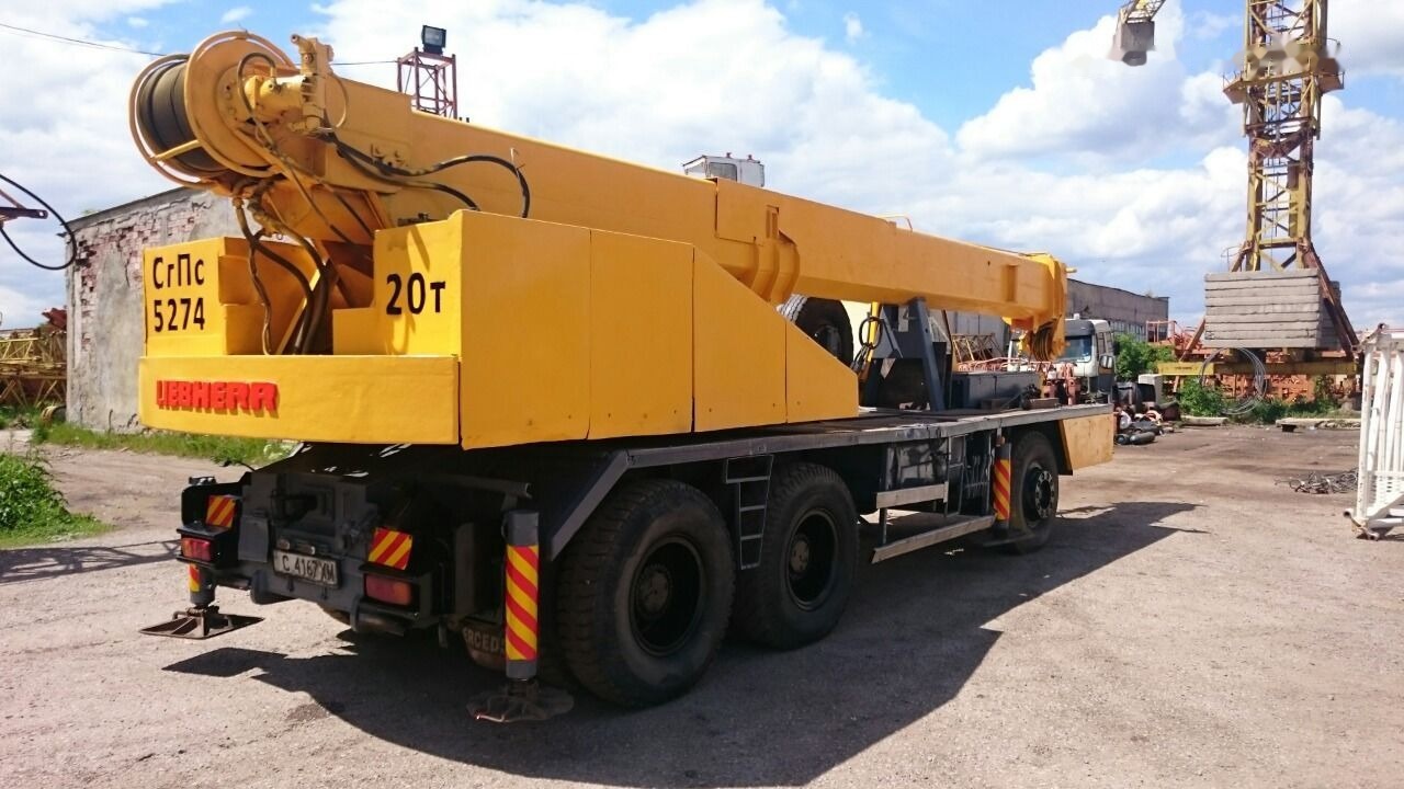 Liebherr LTM 1020 - Grue mobile: photos 4 Liebherr LTM 1020 - Grue mobile: photos 4