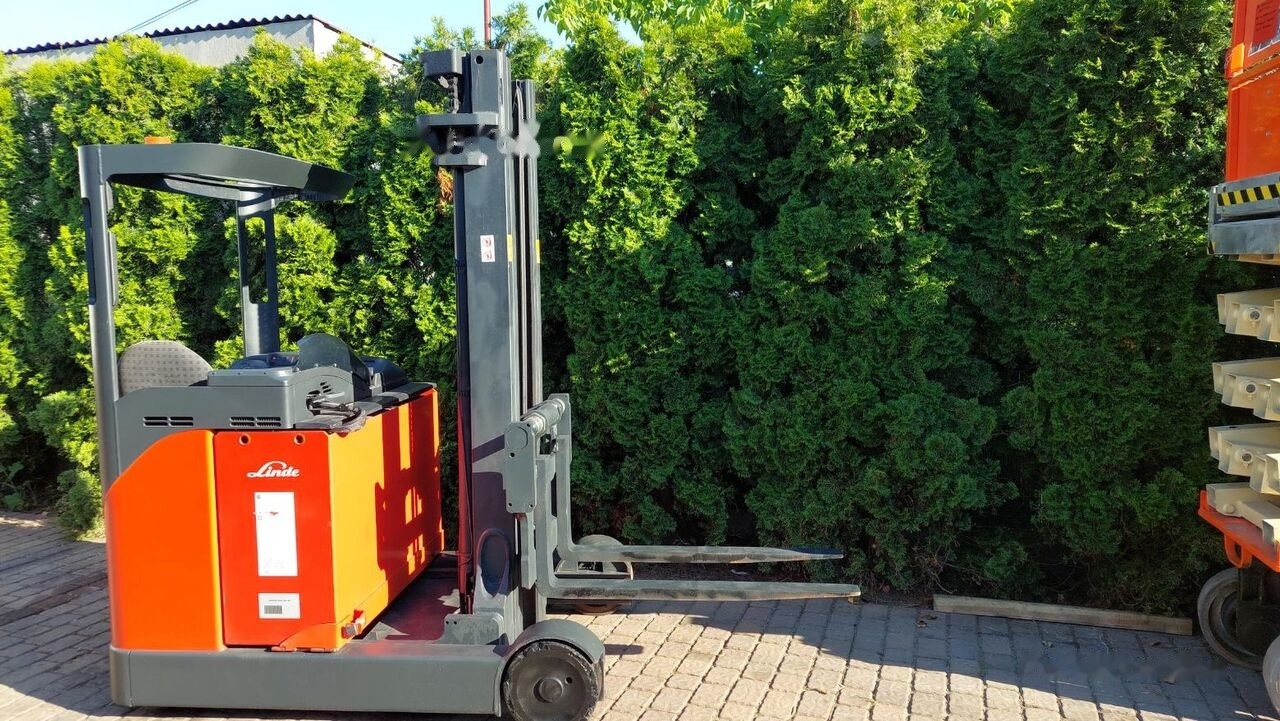 Linde seria 115 model R20-03 - Chariot élévateur électrique: photos 2 Linde seria 115 model R20-03 - Chariot élévateur électrique: photos 2