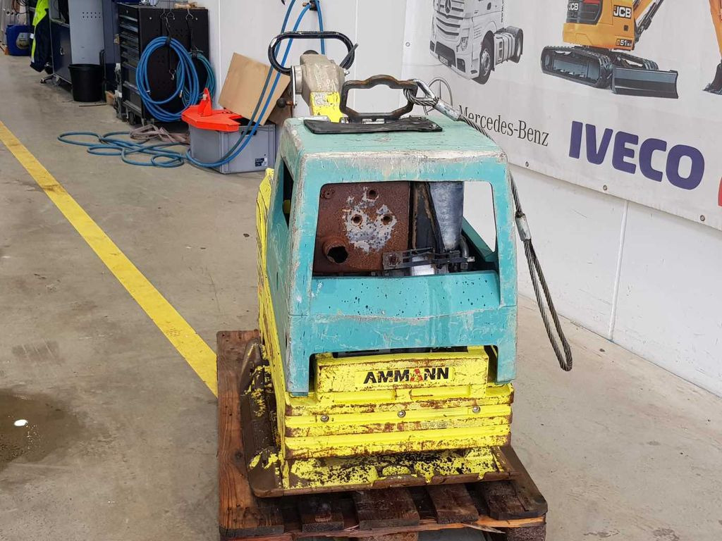 Ammann APH 6530 Rüttelplatte / 539kg / 2018 / Diesel Ammann APH 6530 Rüttelplatte / 539kg / 2018 / Diesel - Plaque vibrante: photos 4 Ammann APH 6530 Rüttelplatte / 539kg / 2018 / Diesel Ammann APH 6530 Rüttelplatte / 539kg / 2018 / Diesel - Plaque vibrante: photos 4