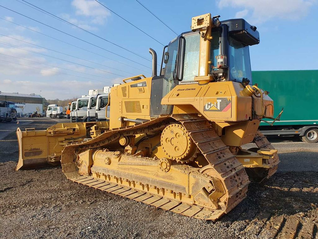 CAT D6N LGP / 7.374h / 6-Wege Klappschild / Bj: 2017 - Bulldozer: photos 4 CAT D6N LGP / 7.374h / 6-Wege Klappschild / Bj: 2017 - Bulldozer: photos 4