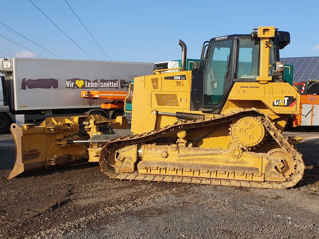 CAT D6N LGP / 7.374h / 6-Wege Klappschild / Bj: 2017 - Bulldozer: photos 3 CAT D6N LGP / 7.374h / 6-Wege Klappschild / Bj: 2017 - Bulldozer: photos 3