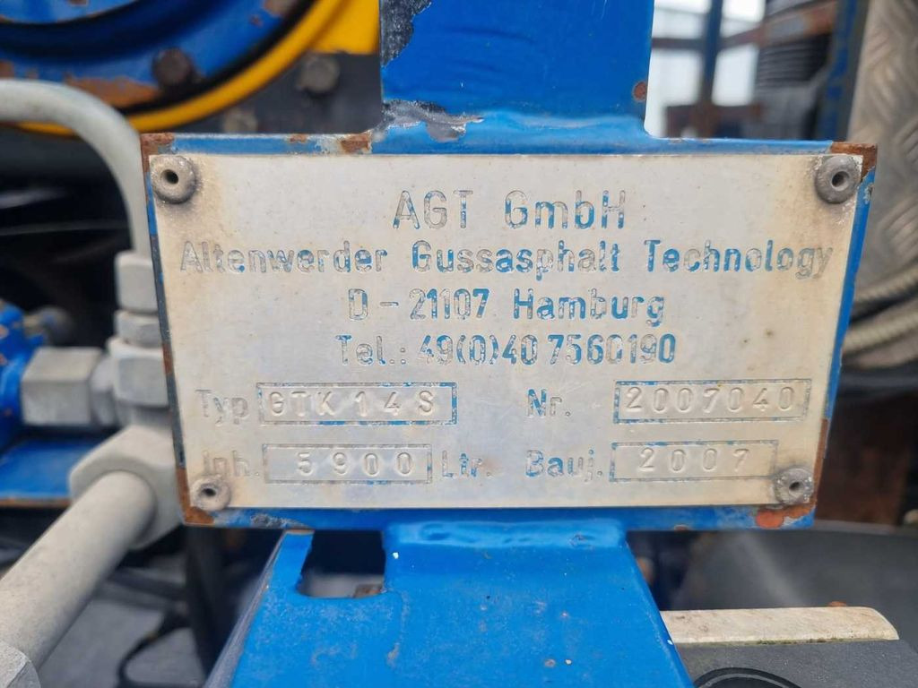 Camion MAN TGA 26.400 6x2/4 Asphaltkocher GTK MAN TGA 26.400 6x2/4 Asphaltkocher GTK: photos 13 Camion MAN TGA 26.400 6x2/4 Asphaltkocher GTK MAN TGA 26.400 6x2/4 Asphaltkocher GTK: photos 13