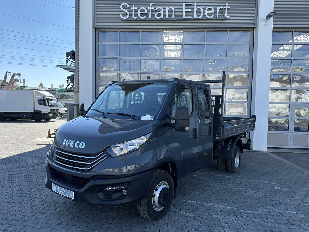 Iveco 70C18H Meiller 3-S.Kipper *R.3750mm*7Sitze*AHK* - Utilitaire benne: photos 1 Iveco 70C18H Meiller 3-S.Kipper *R.3750mm*7Sitze*AHK* - Utilitaire benne: photos 1