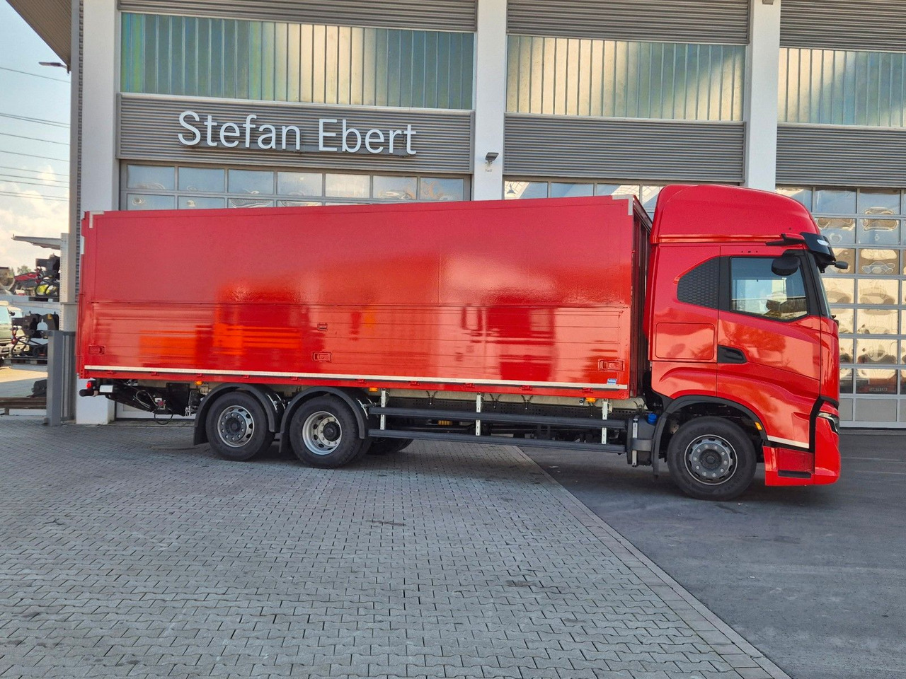 Camion pour le transport de boissons Iveco AS260S50Y/FS Schwenkwand LBW 2xAHK CAM Intarder: photos 6