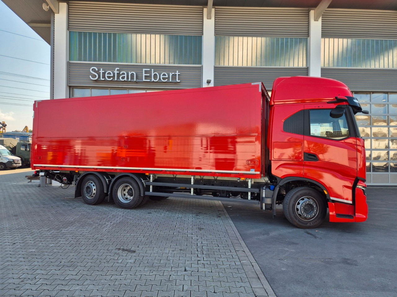 Camion pour le transport de boissons Iveco AS260S50Y/FS Schwenkwand LBW 2xAHK CAM Intarder: photos 32