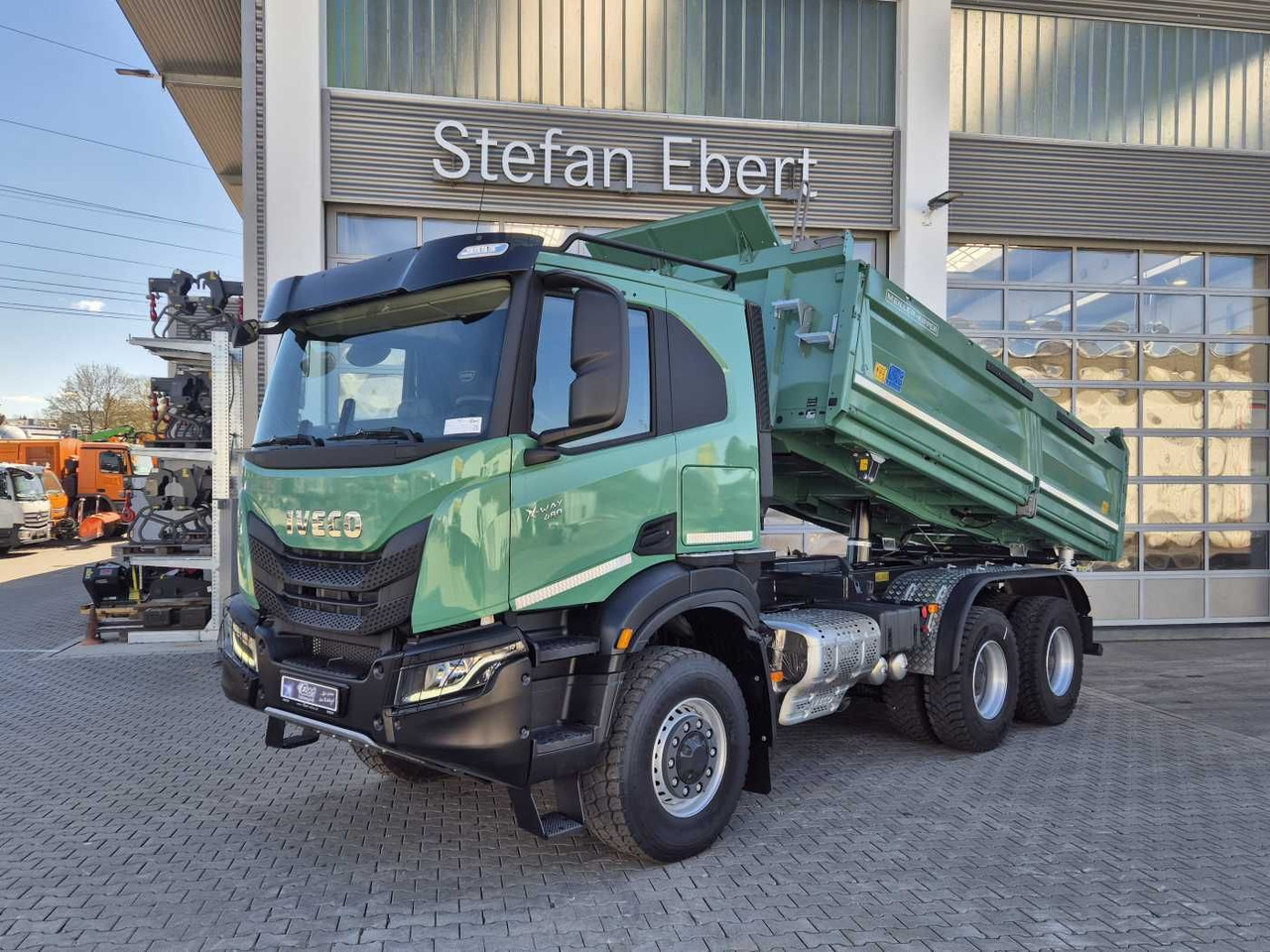 Iveco AT300X48Z HR OFF 6x6 Meiller-Kipper + Bordmatik - Camion benne: photos 1 Iveco AT300X48Z HR OFF 6x6 Meiller-Kipper + Bordmatik - Camion benne: photos 1
