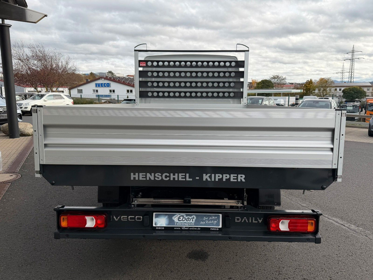 Iveco Daily 35S14 A8*R3.450mm*Automatik*Kamera*2Sitze* - Utilitaire benne: photos 5 Iveco Daily 35S14 A8*R3.450mm*Automatik*Kamera*2Sitze* - Utilitaire benne: photos 5