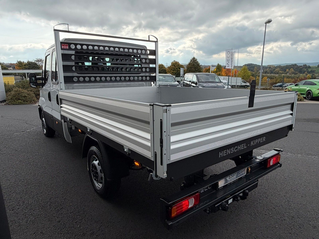 Iveco Daily 35S16 A8 *R.3450mm*Automatik*AHK*7-Sitze* - Utilitaire benne, Utilitaire double cabine: photos 4 Iveco Daily 35S16 A8 *R.3450mm*Automatik*AHK*7-Sitze* - Utilitaire benne, Utilitaire double cabine: photos 4