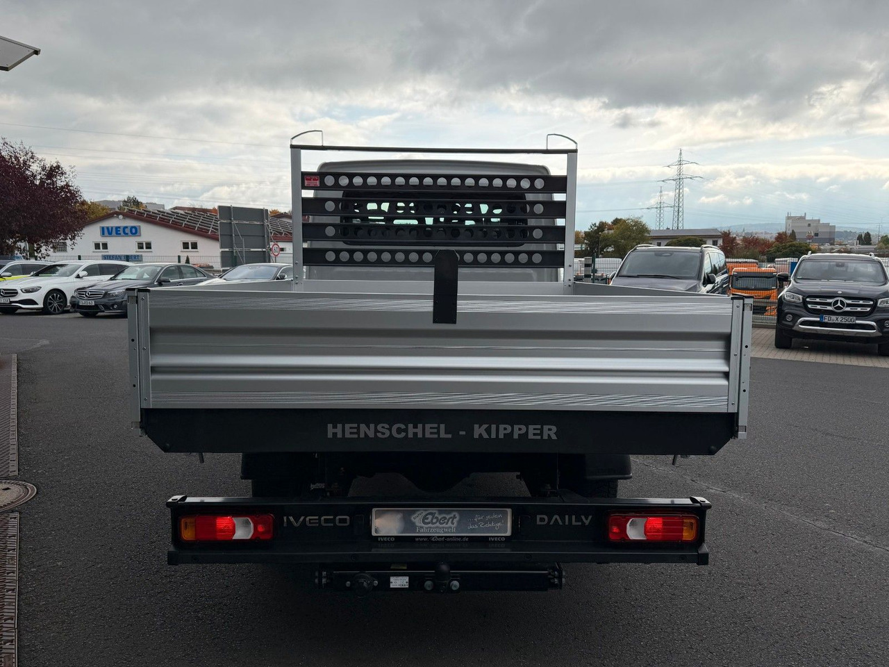 Iveco Daily 35S16 A8 *R.3450mm*Automatik*AHK*7-Sitze* - Utilitaire benne, Utilitaire double cabine: photos 5 Iveco Daily 35S16 A8 *R.3450mm*Automatik*AHK*7-Sitze* - Utilitaire benne, Utilitaire double cabine: photos 5