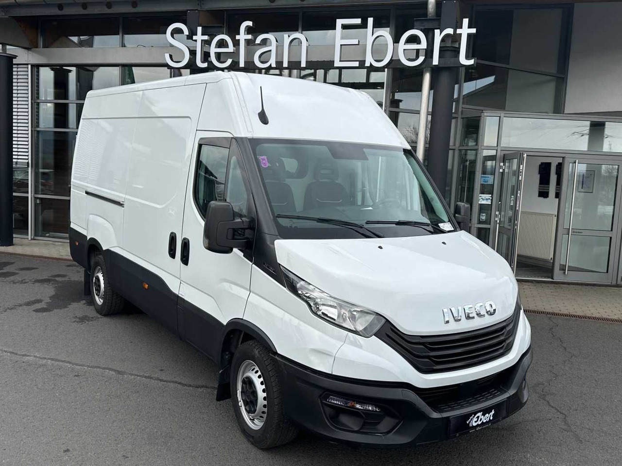 Iveco Daily 35S16 *Klima*L3.520mm* - Fourgon utilitaire: photos 1 Iveco Daily 35S16 *Klima*L3.520mm* - Fourgon utilitaire: photos 1