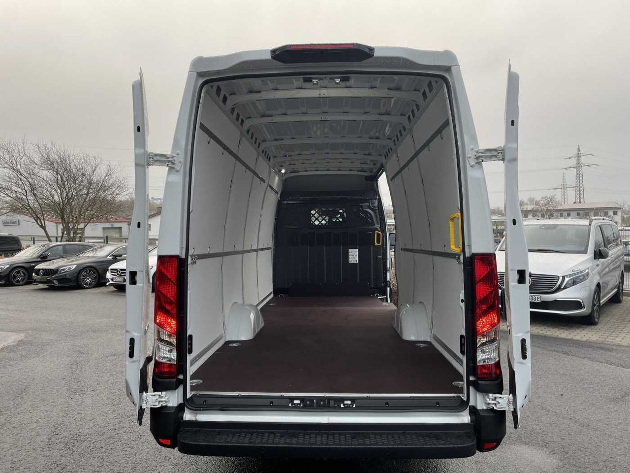 Iveco Daily 35S16V *Klima*R4.100mm* - Fourgon utilitaire: photos 5 Iveco Daily 35S16V *Klima*R4.100mm* - Fourgon utilitaire: photos 5