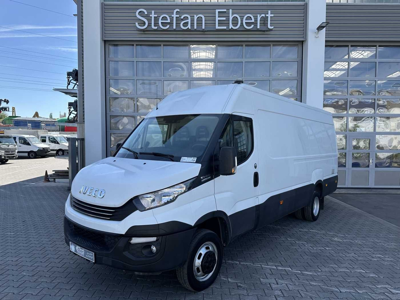 Iveco Daily 50C16 R4.100mm *AHK*Automatik*Ladekran* - Fourgon utilitaire: photos 1 Iveco Daily 50C16 R4.100mm *AHK*Automatik*Ladekran* - Fourgon utilitaire: photos 1