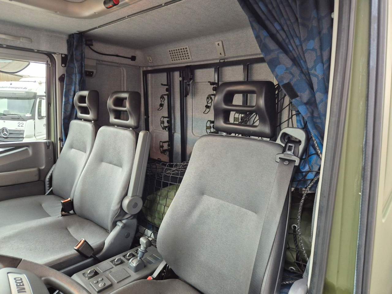 Iveco Eurocargo ML100E22WM-BW 4x4 Pritsche L-Haus Bett — crédit-bail Iveco Eurocargo ML100E22WM-BW 4x4 Pritsche L-Haus Bett: photos 12 Iveco Eurocargo ML100E22WM-BW 4x4 Pritsche L-Haus Bett — crédit-bail Iveco Eurocargo ML100E22WM-BW 4x4 Pritsche L-Haus Bett: photos 12