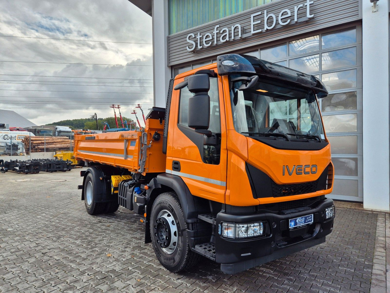 Iveco Eurocargo ML180E32K 4x2 Meiller AHK - Camion benne: photos 3 Iveco Eurocargo ML180E32K 4x2 Meiller AHK - Camion benne: photos 3